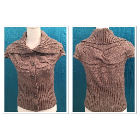 Swan Collection by s. Oliver Sweater Size 6 - Picture 1 of 8